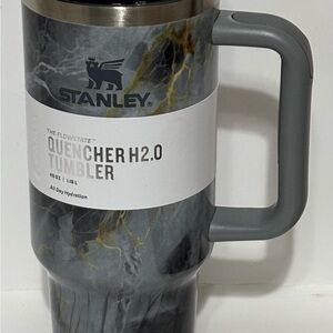 Stanley Marble Gray Tumbler with Handle